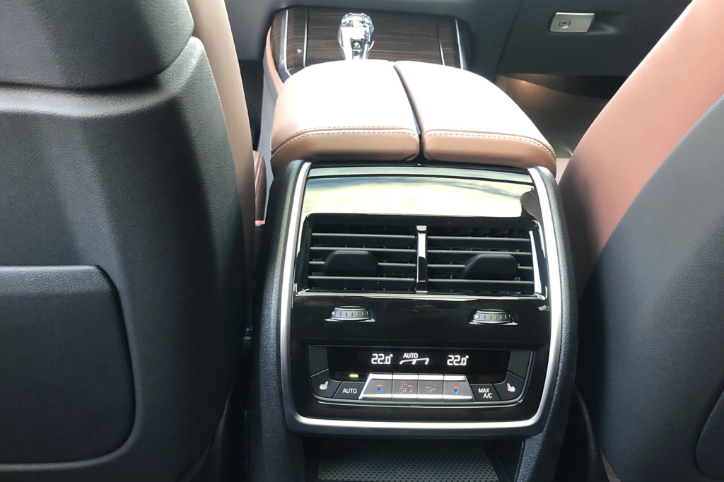 BMW X7 30D 2021 фото 19