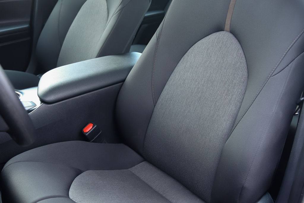 Toyota Camry LE 2017 photo 17