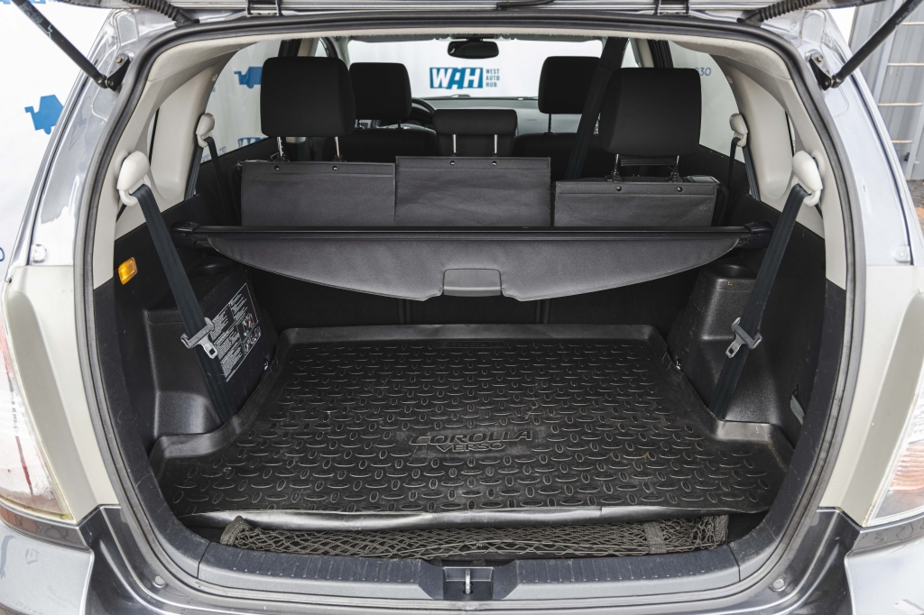 Toyota Corolla Verso 2007 фото 28