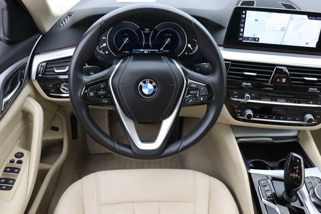 BMW 5 Series 2018 photo 4