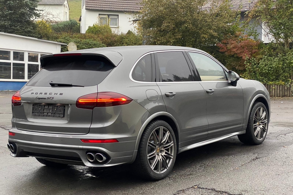 Porsche Cayenne GTS 2015 photo 4