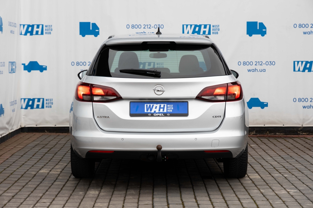 Opel Astra 2017 фото 7