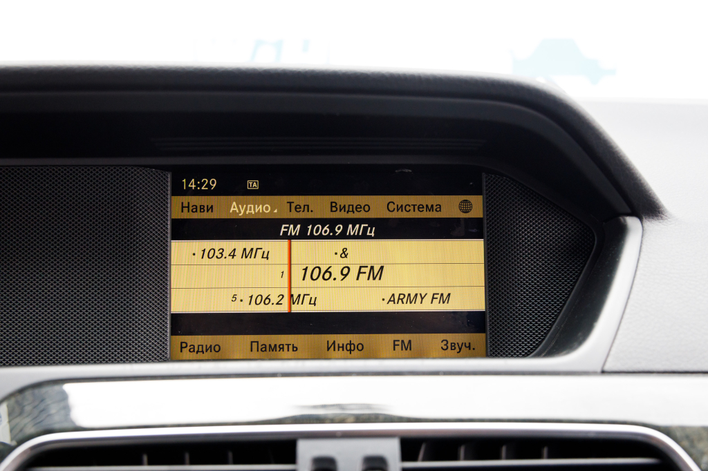 Mercedes-Benz C 250 AMG-Line 2011 photo 20