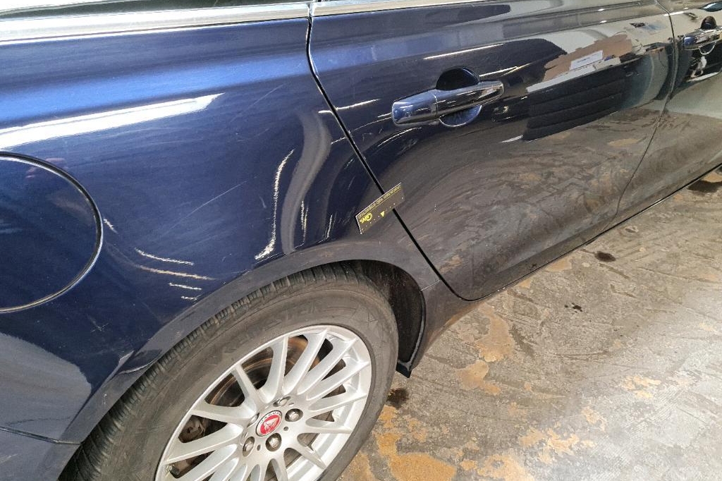 Jaguar XF Sportbrake 2018 photo 36