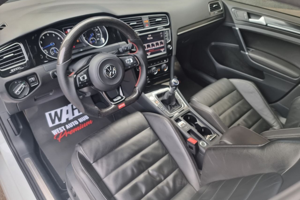 Volkswagen Golf R 2016 фото 9