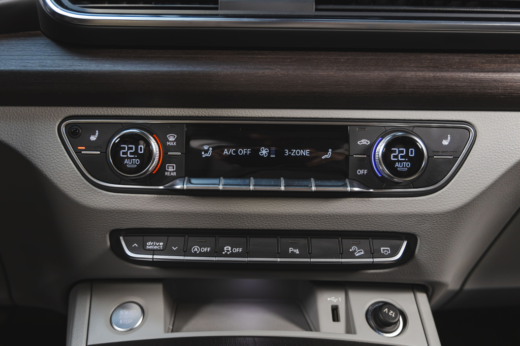 Audi Q5 2020 фото 31