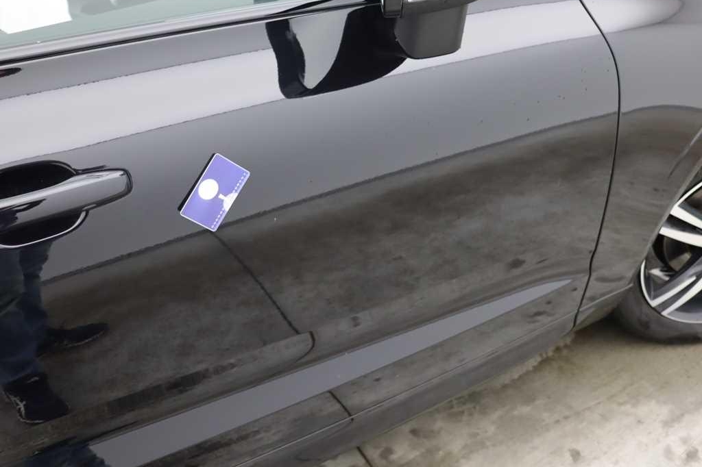 Volvo XC60 2020 фото 14