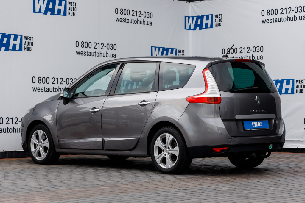 Renault Megane Scenic Grand  2010 photo 14