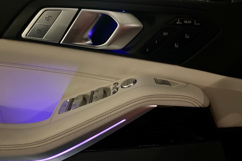 BMW X7 M50D 2021 photo 26