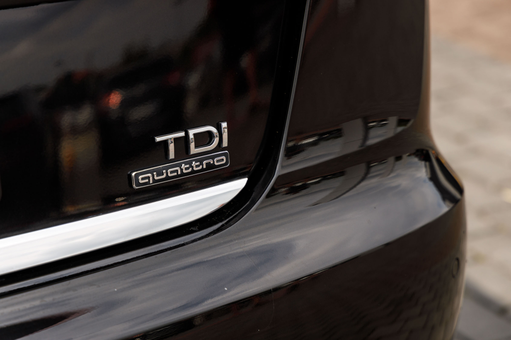 Audi A6 TDI quattro 2016 фото 39