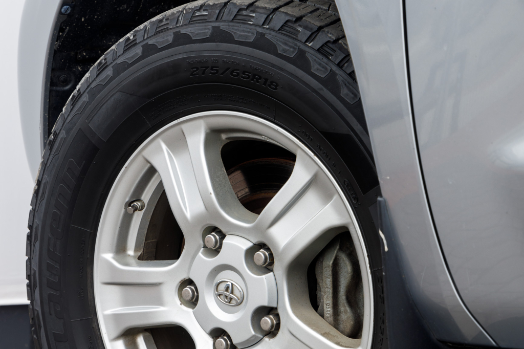 Toyota Sequoia SR5 2012 фото 7