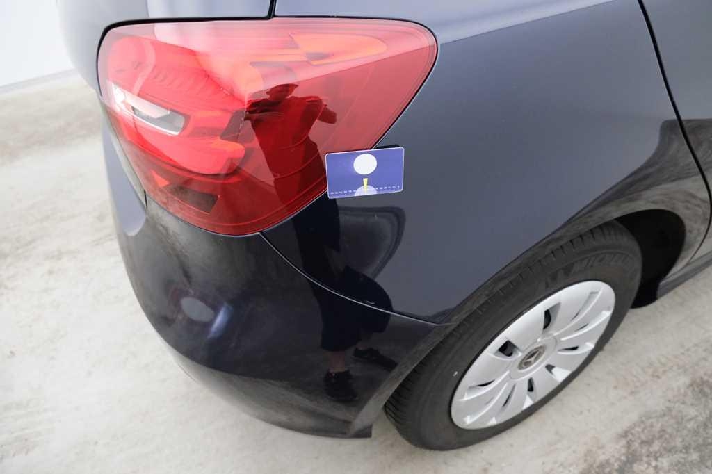 Mercedes-Benz A-Klasse 2017 photo 26