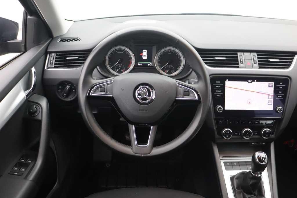 Skoda Octavia 2017 фото 1
