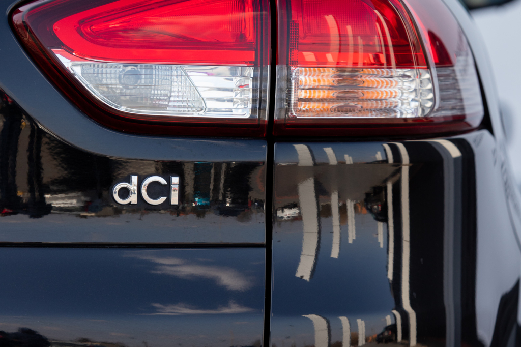 Renault Clio 2015 фото 8