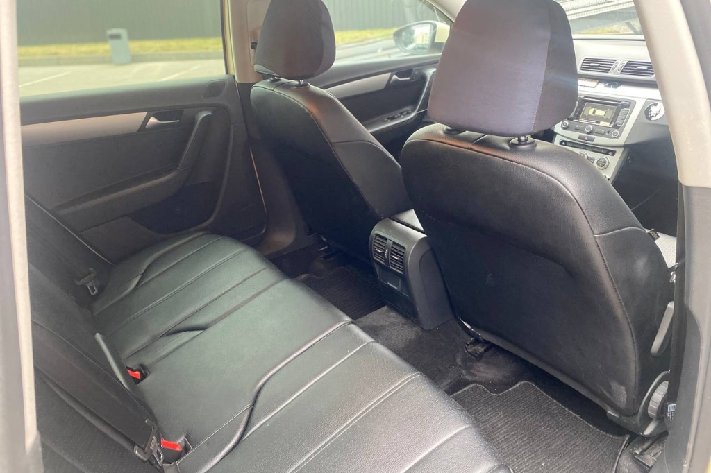 Volkswagen Passat 2014 фото 11