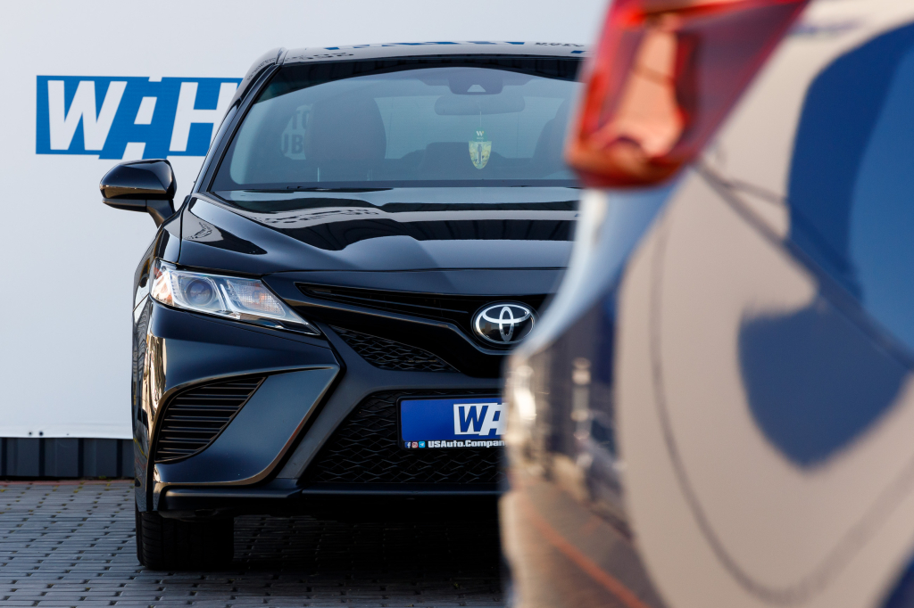 Toyota Camry 2017 фото 9