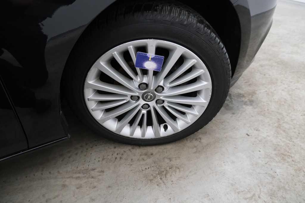 Opel Astra 2016 photo 40