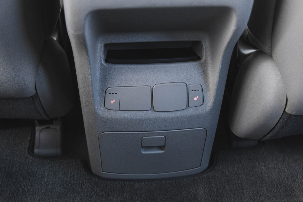 Kia Carnival 2015 фото 33