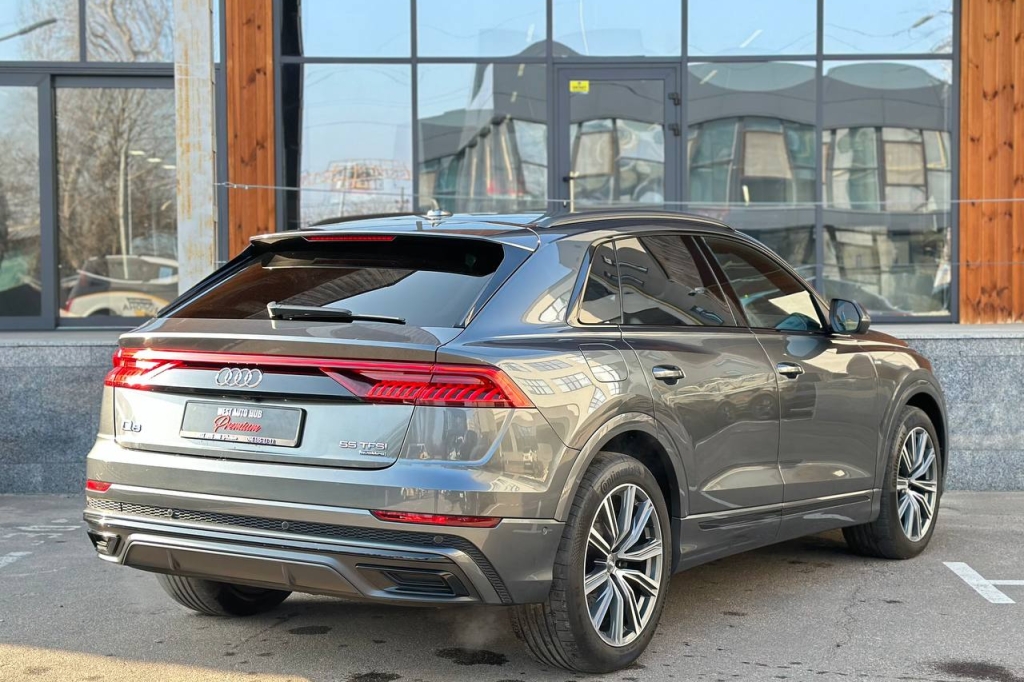 Audi Q8 55 TFSI 2019 фото 5