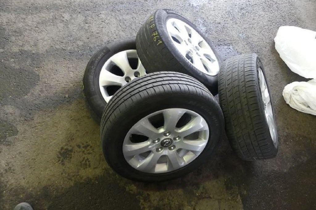 Opel Insignia Sports Tourer 2016 photo 16