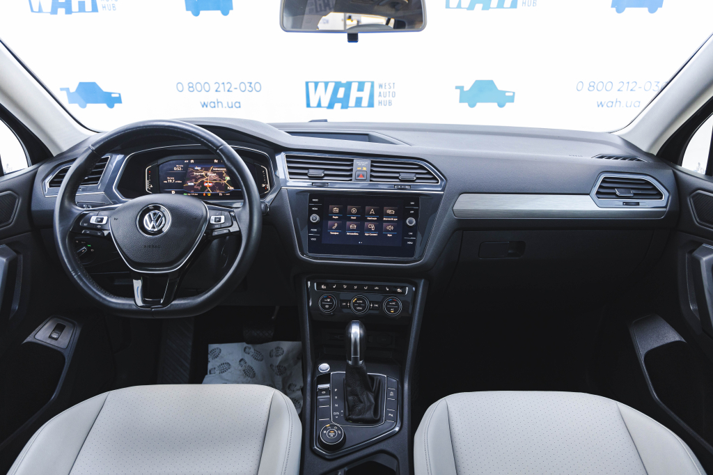 Volkswagen Tiguan SEL 2019 фото Volkswagen Tiguan SEL 2019 фото 17