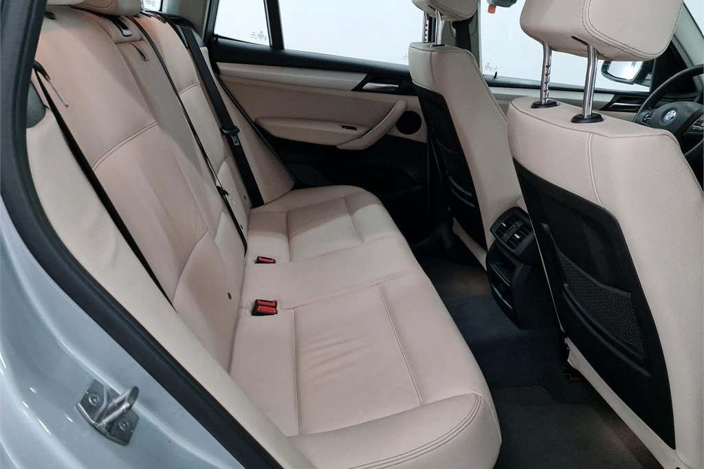 BMW X3 2016 фото 6