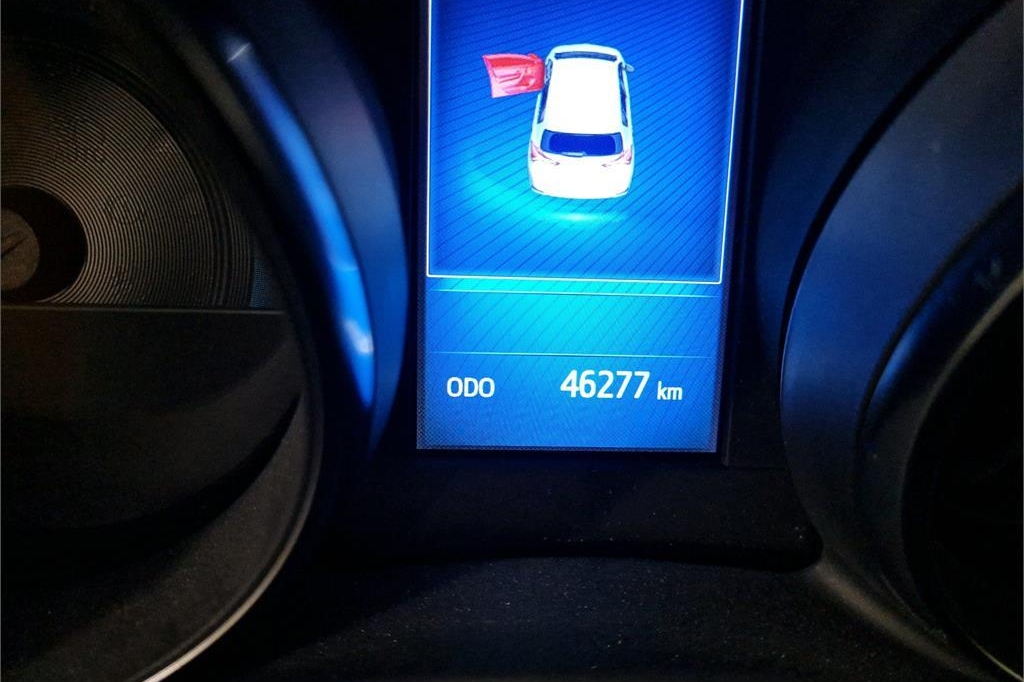 Toyota Auris 2018 photo 4