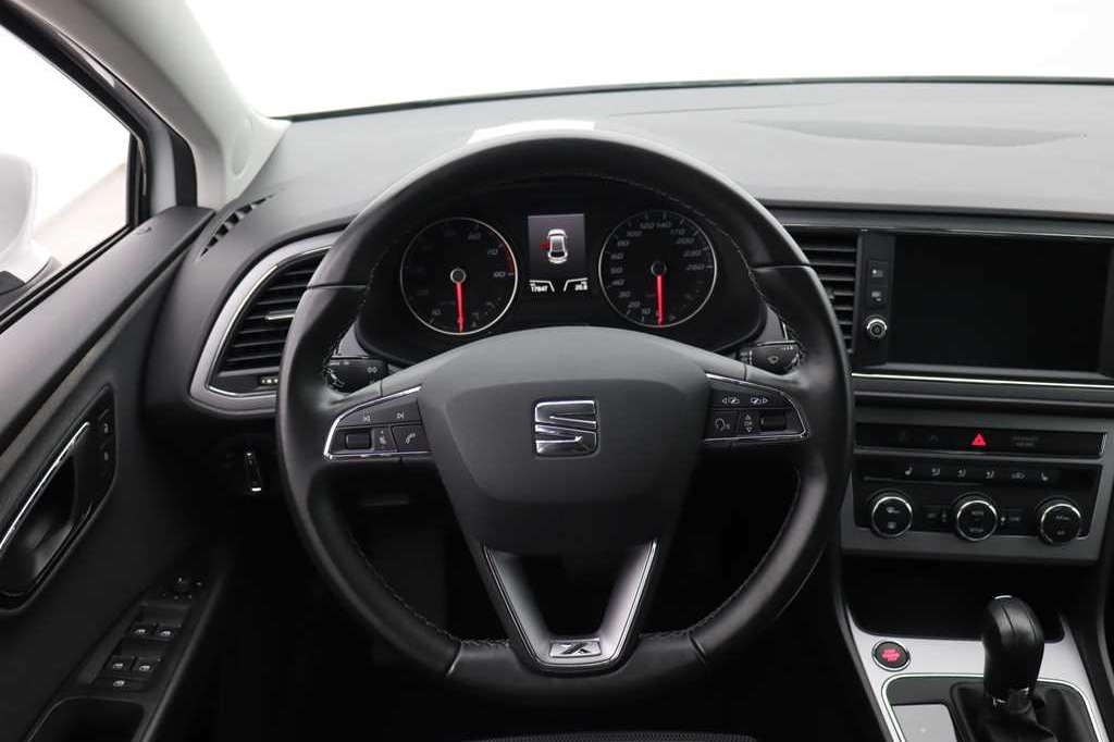 SEAT Leon 2017 photo 1