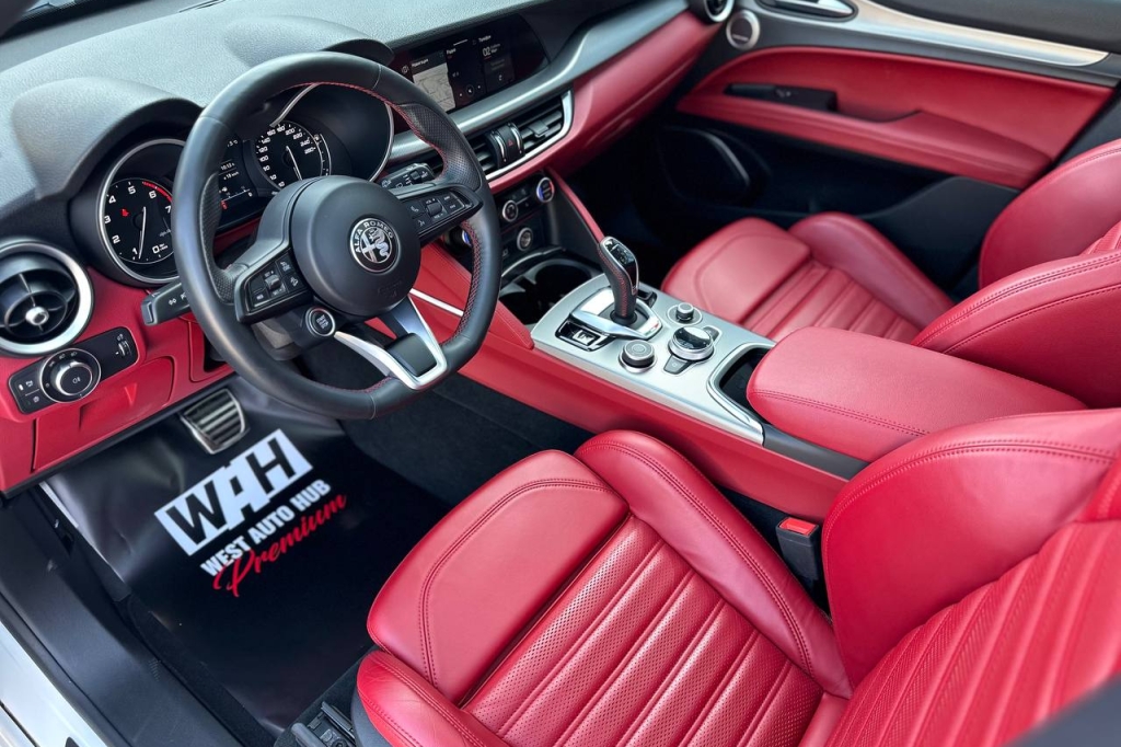 Alfa Romeo Stelvio 2021 photo 11