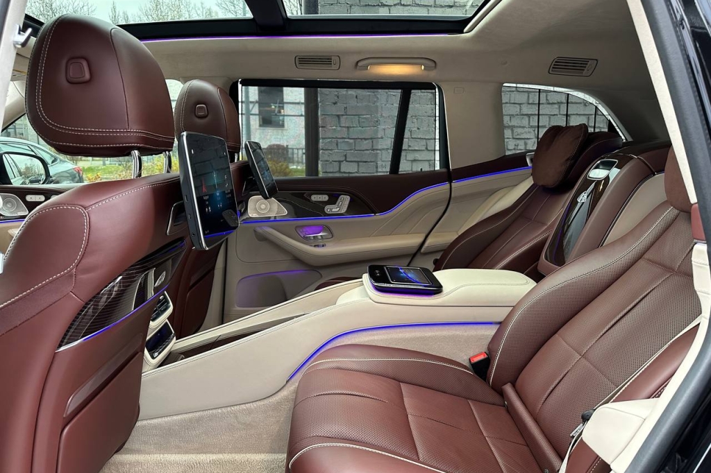 Mercedes-Benz Maybach 2021 фото Mercedes-Benz Maybach 2021 фото 21