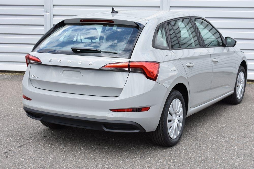 Skoda Scala 2020 фото 6