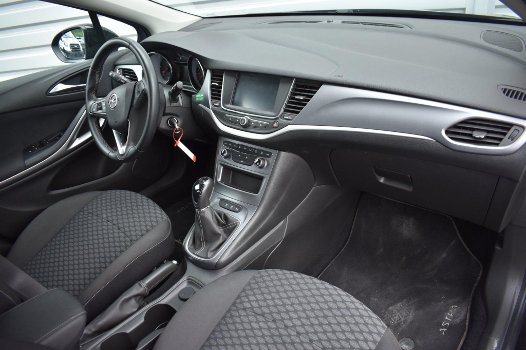 Opel Astra Sports Tourer 2019 photo 6