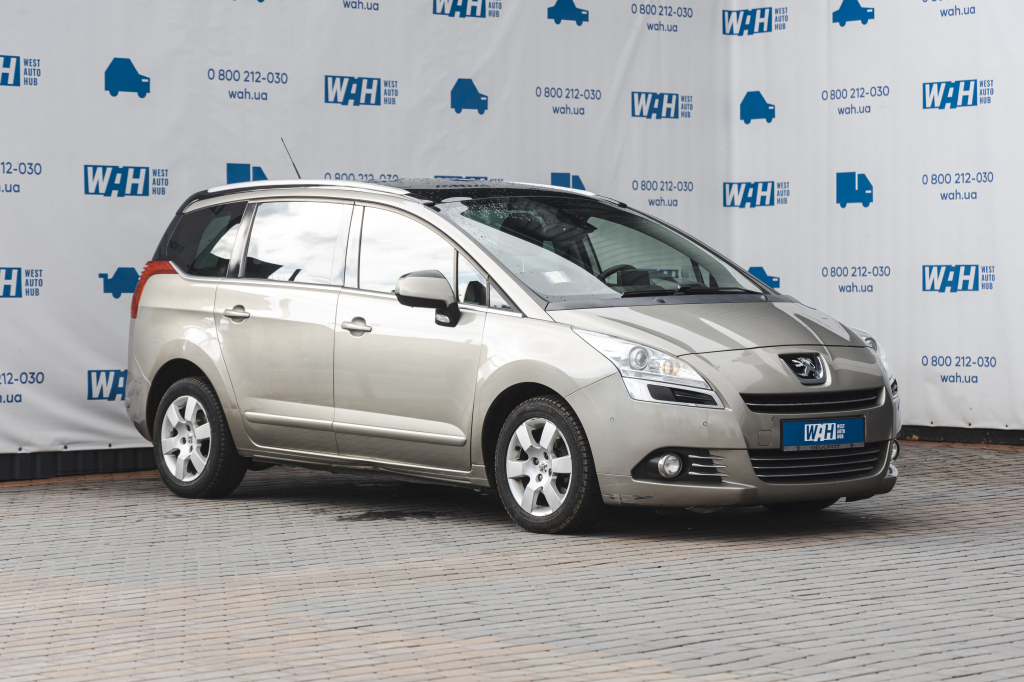 Peugeot 5008 2012 photo 3