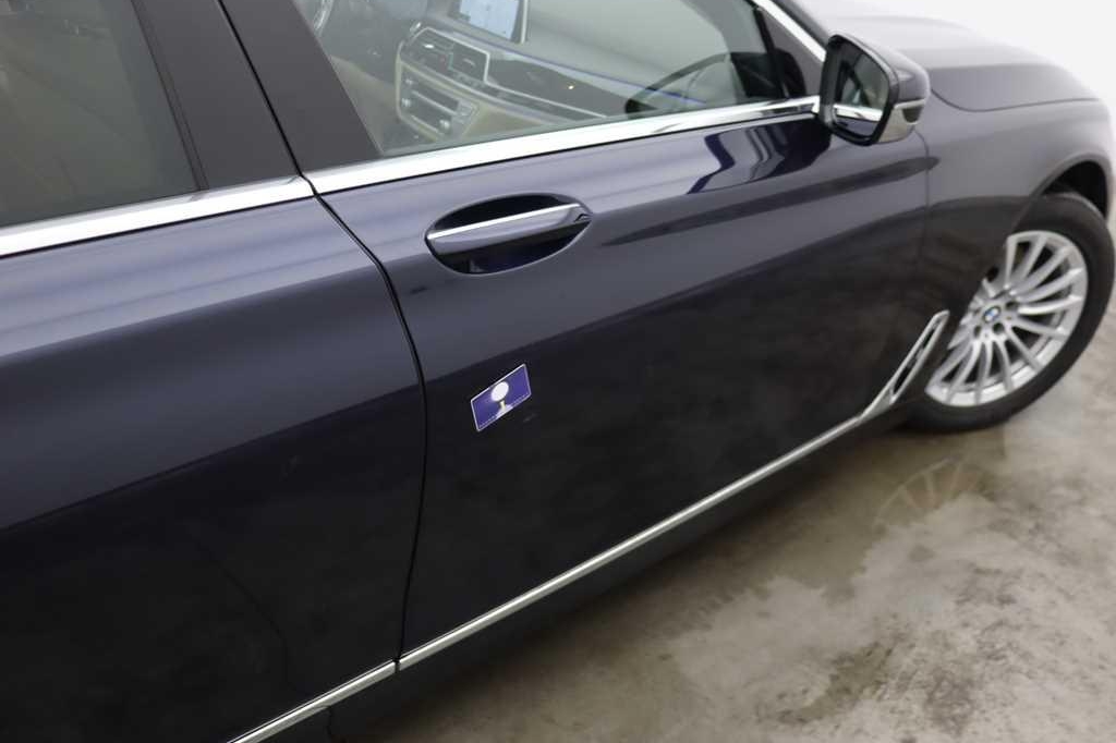 BMW 7 Series 2017 фото 48