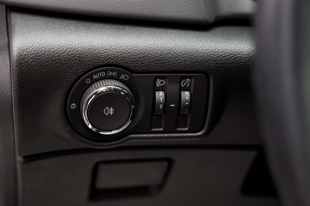 Opel Astra J Sports Tourer 2015 photo 21