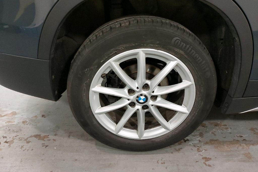 BMW X1 2016 фото 21