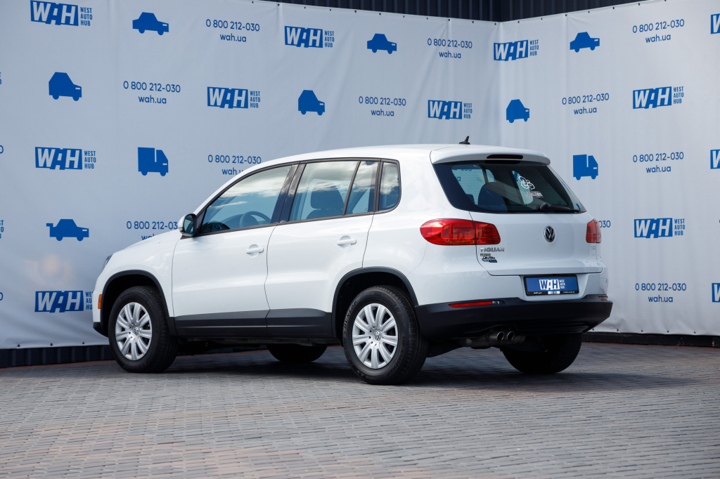 Volkswagen Tiguan Limited 2018 photo 3