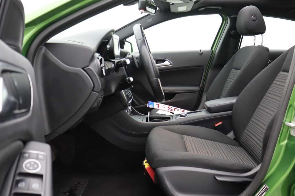 Mercedes-Benz A-Klasse 2017 фото 3