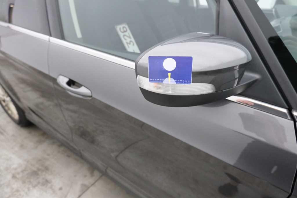 Ford Galaxy 2017 фото 12