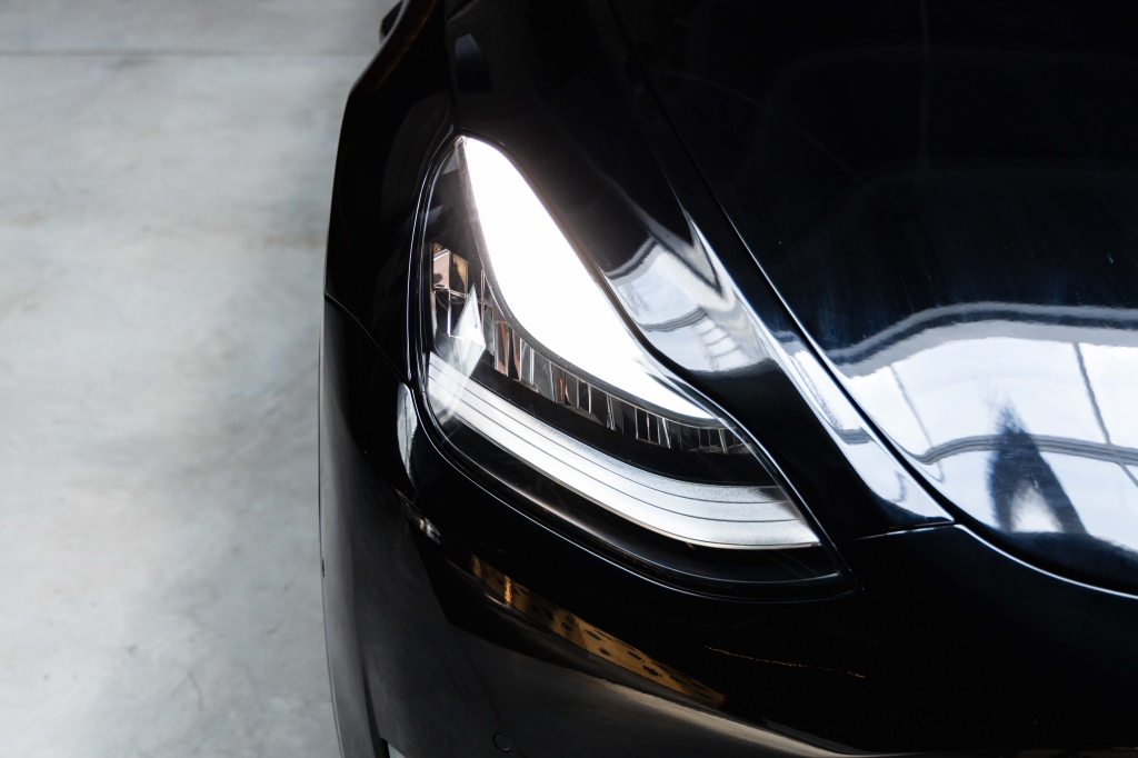 Tesla Model Y Long Range Dual Motor 2022 фото Tesla Model Y Long Range Dual Motor 2022 фото 6