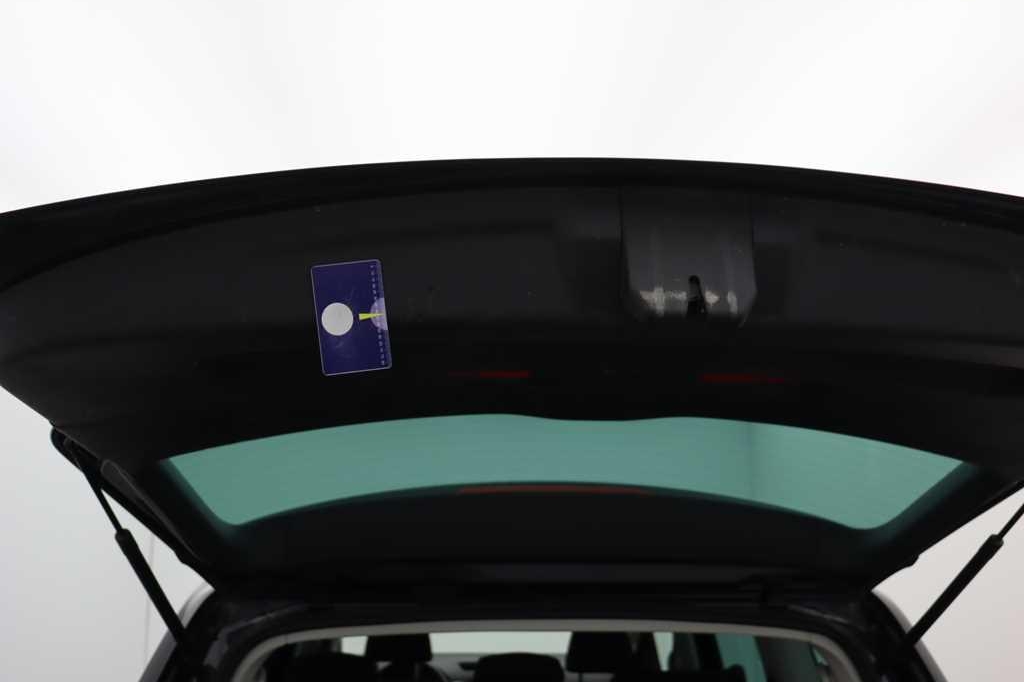 Volkswagen Sharan 2016 photo 19