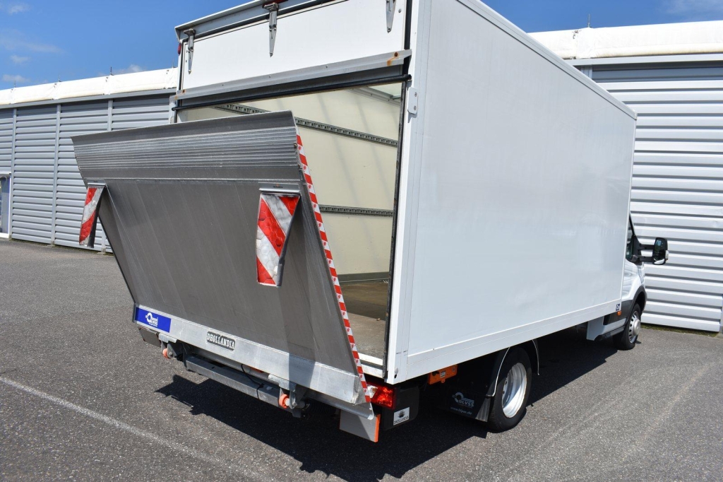 Ford Transit Koffer 2019 фото 8