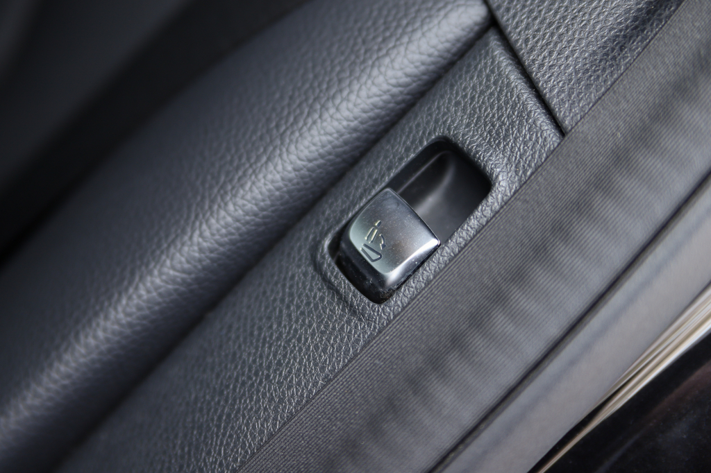 Mercedes-Benz C 200 Avantgarde 2016 photo 20