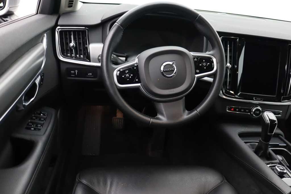 Volvo V90 2017 фото 6