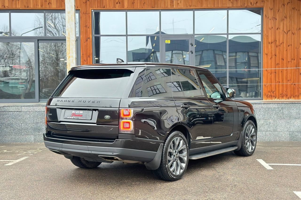 Land Rover Range Rover 4.4D 2018 фото Land Rover Range Rover 4.4D 2018 фото 6