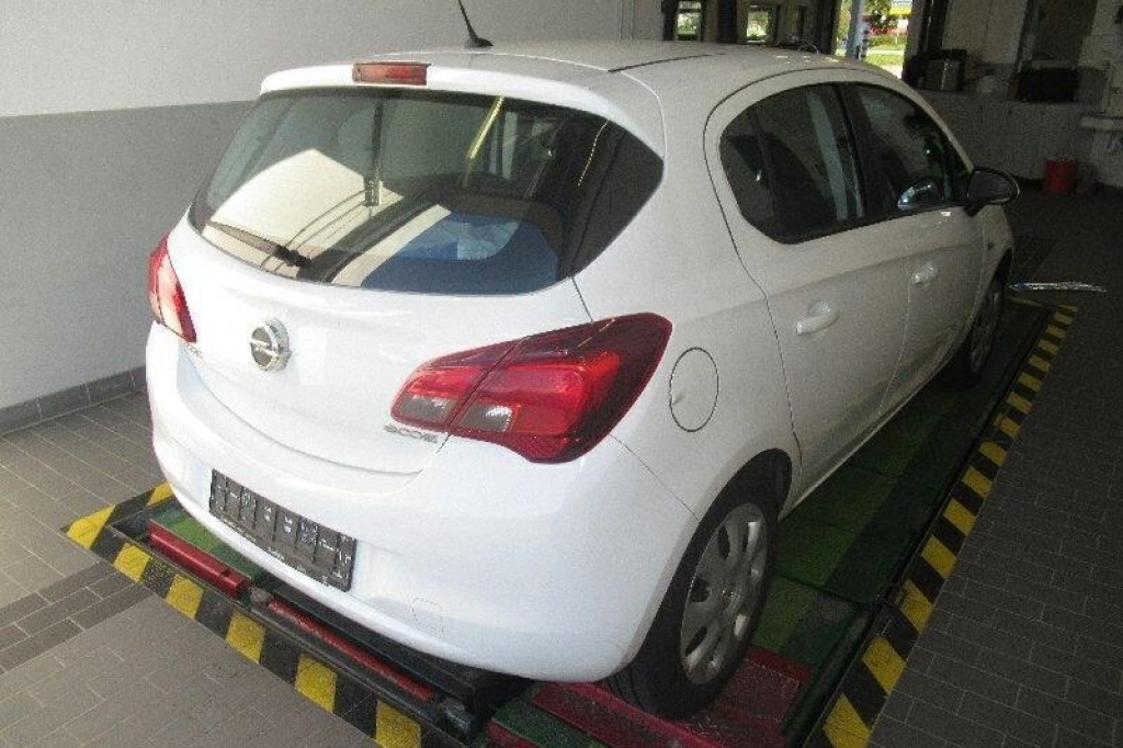 Opel Corsa 2015 фото 2