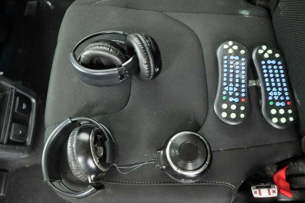 Ford S-Max 2016 photo 60