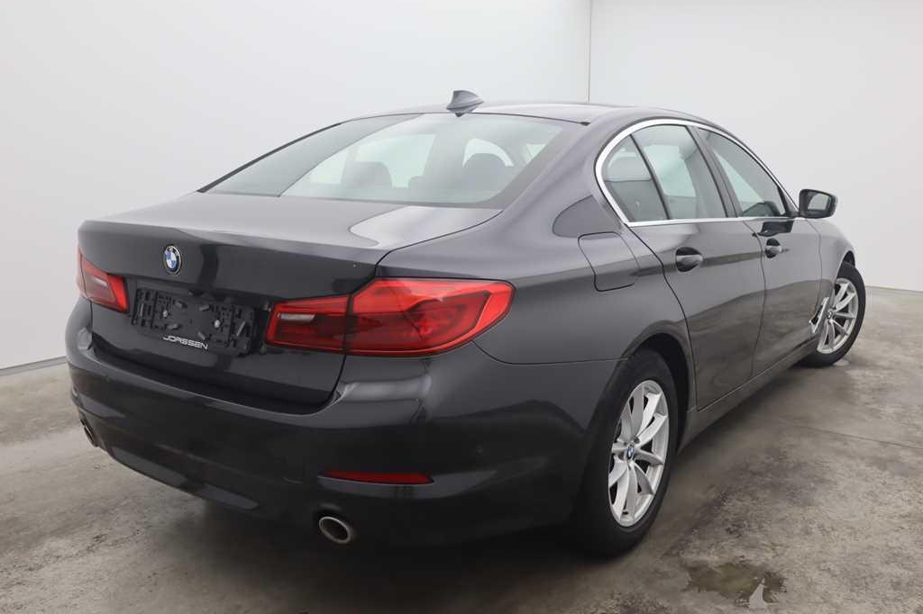 BMW 5 Series 2017 фото 1