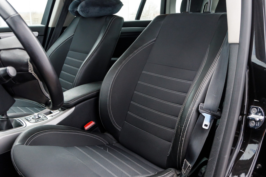 Renault Laguna III 2011 фото 20