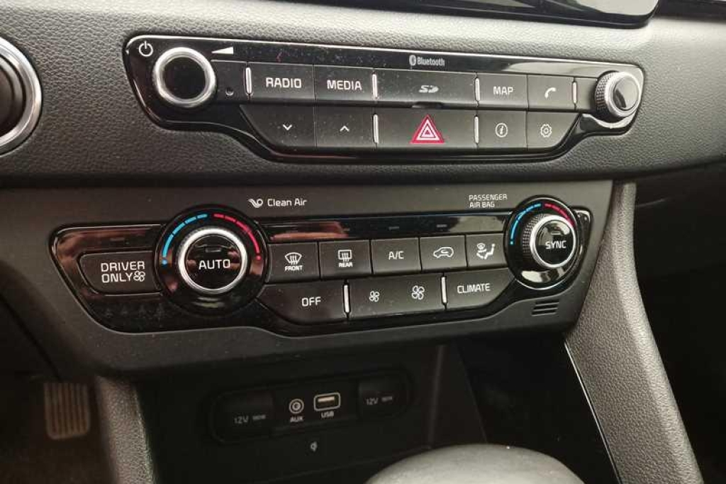 Kia Niro 2017 фото 3